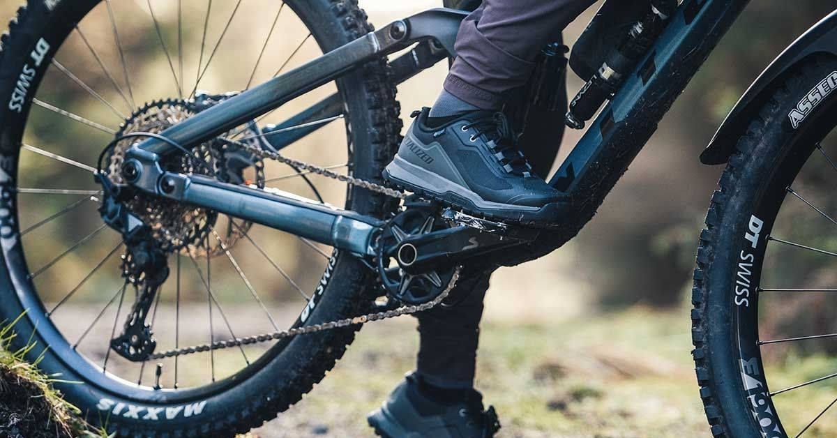 Mountain Bike Shoes for Flat Pedals Buying Guide