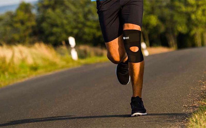 Should I Wear A Knee Brace While Cycling